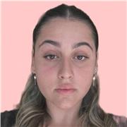 Soy educadora infantil y además tengo nivel intermedio en lengua de signos